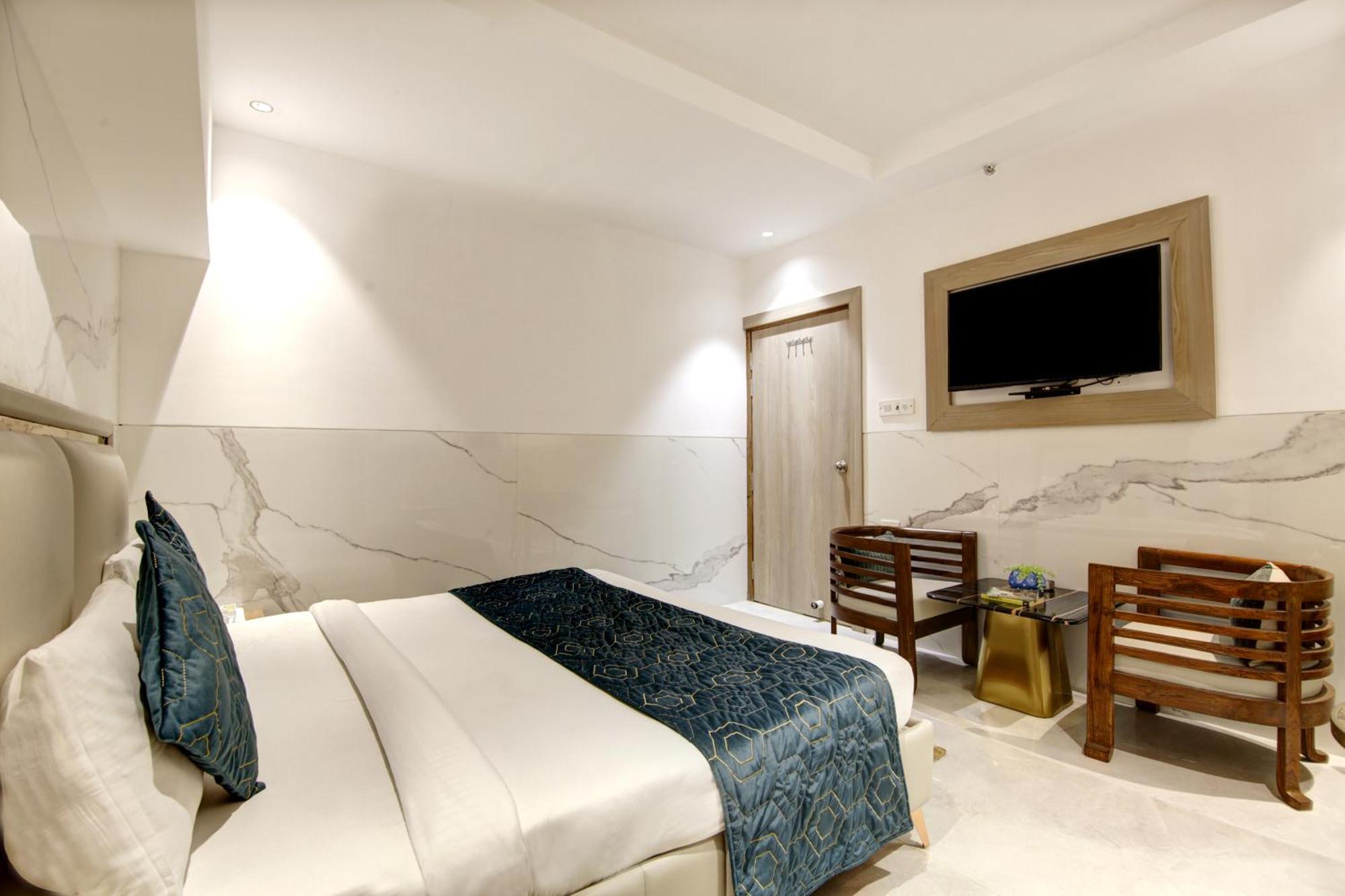 Hotel Transit International- Aerocity Delhi Airport New Delhi Exterior photo
