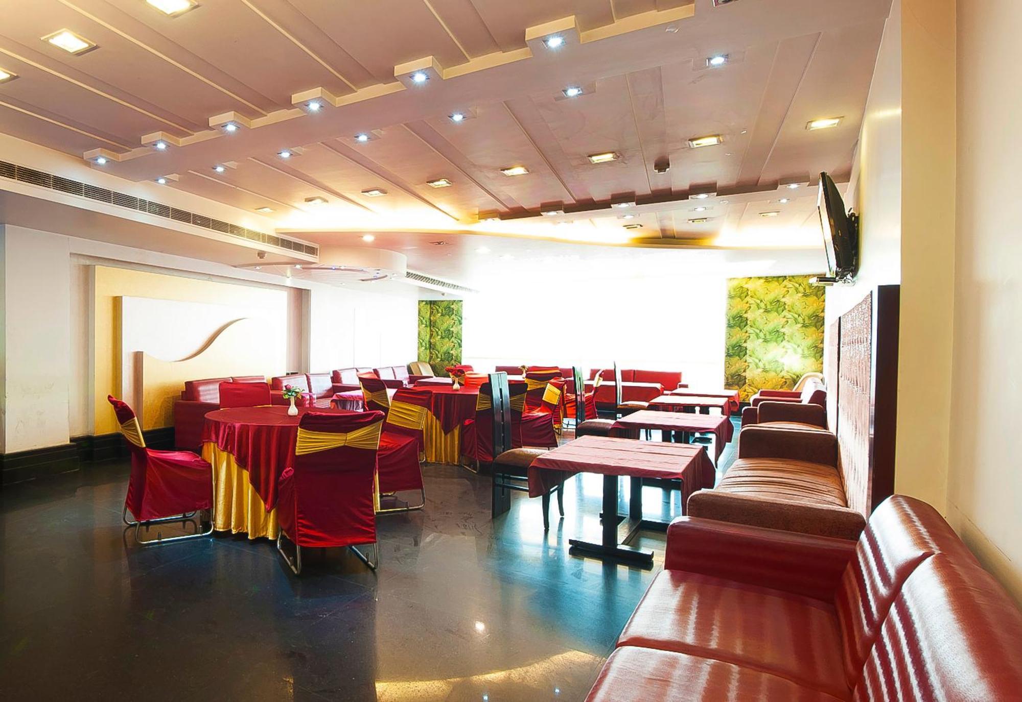 Hotel Transit International- Aerocity Delhi Airport New Delhi Exterior photo