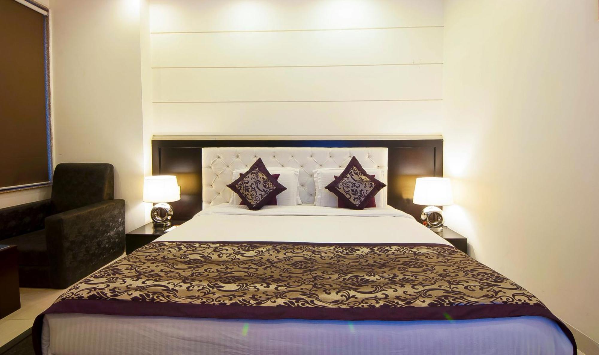 Hotel Transit International- Aerocity Delhi Airport New Delhi Exterior photo