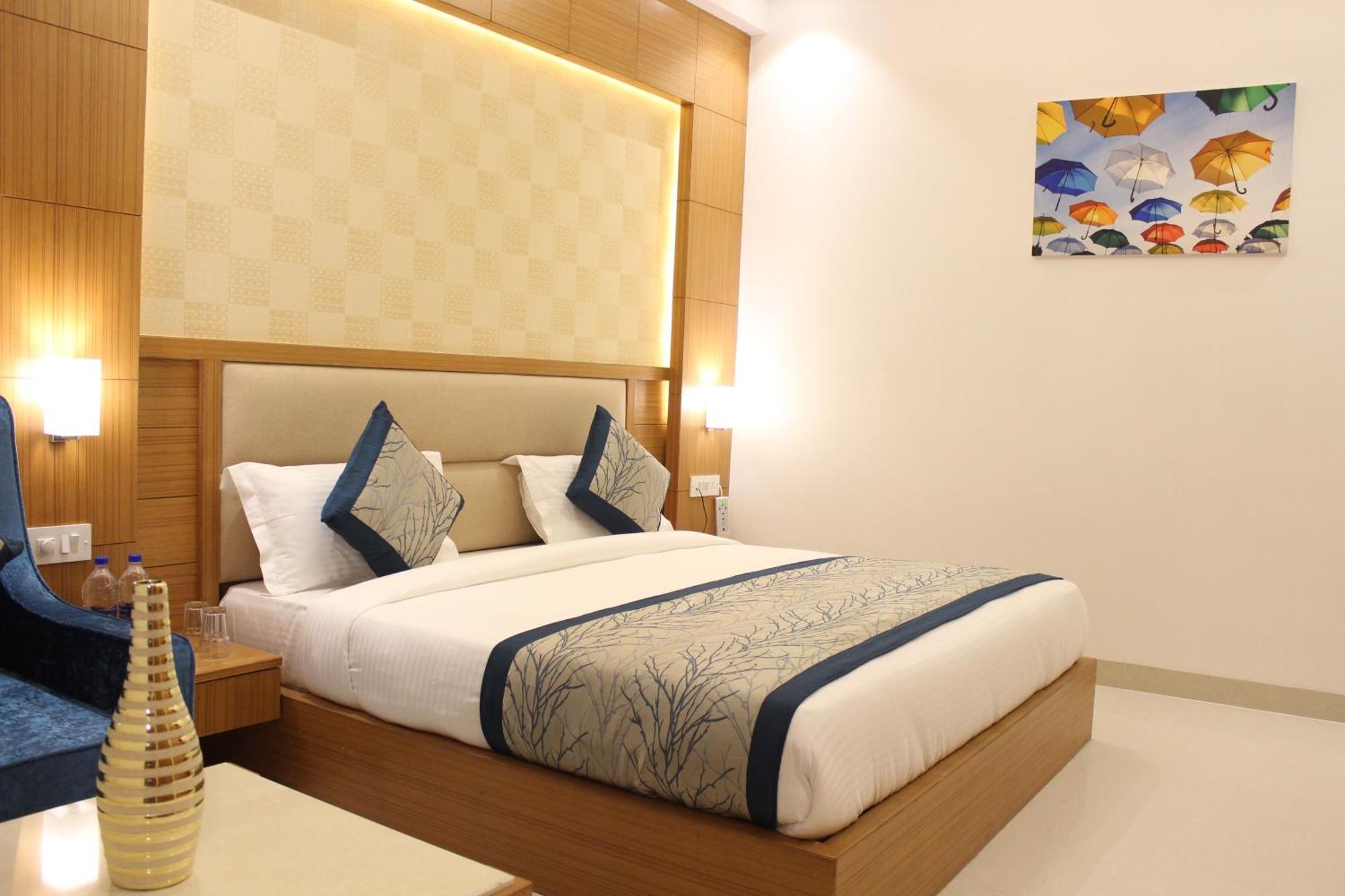 Hotel Transit International- Aerocity Delhi Airport New Delhi Exterior photo